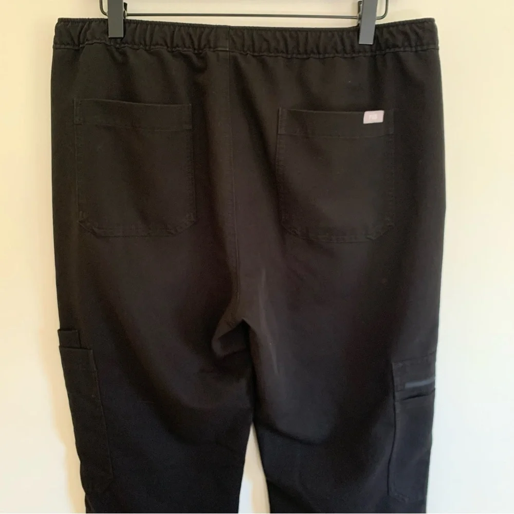 Figs Men's Cargo Pants Black with Gray Drawstring